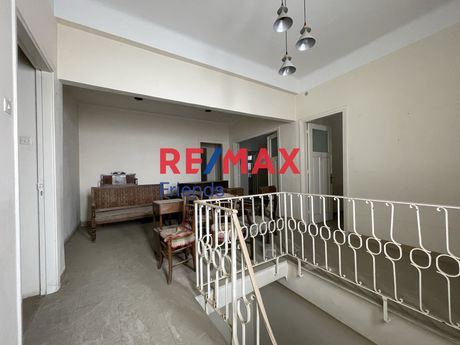 Building 270sqm for sale-Korinthos