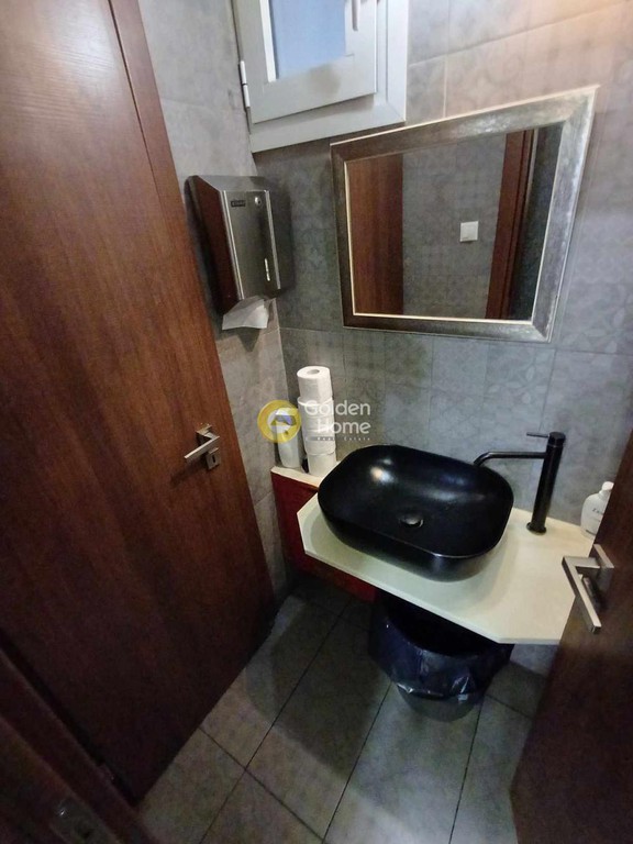 Επιχείρηση 19 τ.μ. προς πώληση, Φιξ