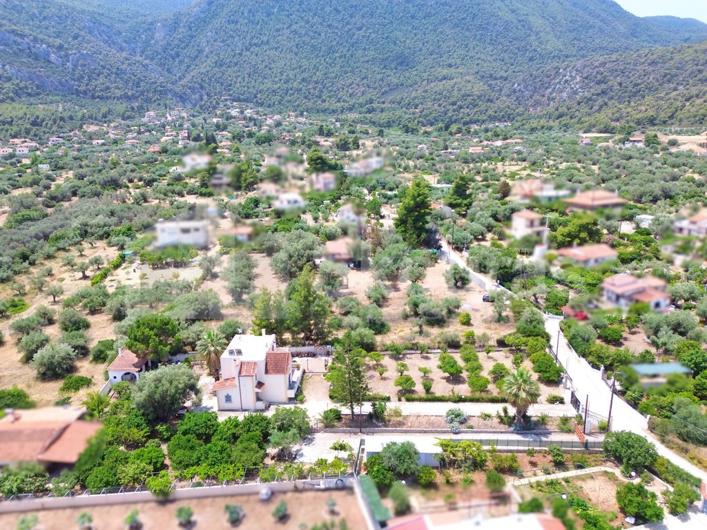 Μονοκατοικία 215 τ.μ. προς πώληση, Σχίνος Λουτρακίου-Περαχώρας