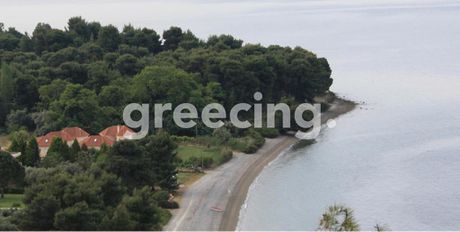 Συγκρότημα διαμερισμάτων 550τ.μ. για πώληση-Λίμνη