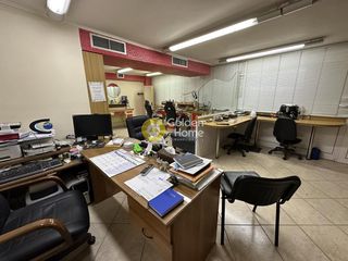 Κατάστημα 80 τ.μ. για πώληση, Πειραιάς, Αγία Σοφία-thumb-2