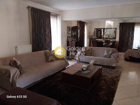 Building 310 sqm for sale