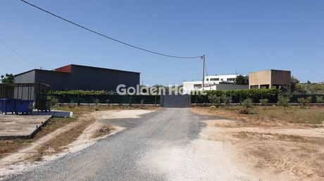 Βιομηχανικός χώρος 1.286τ.μ. για πώληση-Μαρκόπουλο » Κέντρο