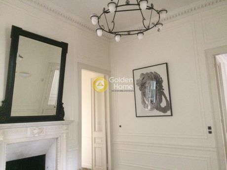 Business bulding 500sqm for rent-Historic Center » Thiseio