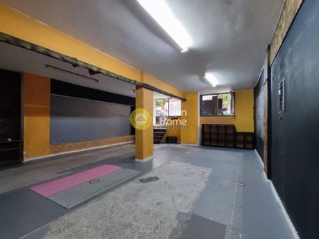 Store 135 sqm for sale