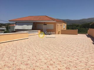 Επιχειρηματικό κτίριο 650 τ.μ. για πώληση