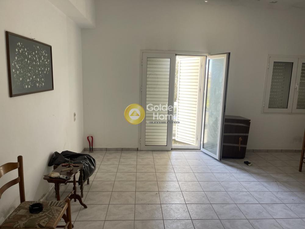 Κτίριο 600 τ.μ. προς πώληση, Εσταυρωμένος
