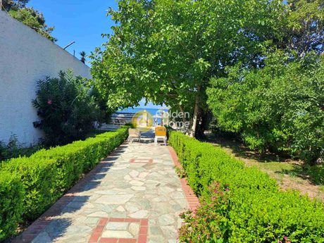 Συγκρότημα διαμερισμάτων 360 τ.μ. για πώληση
