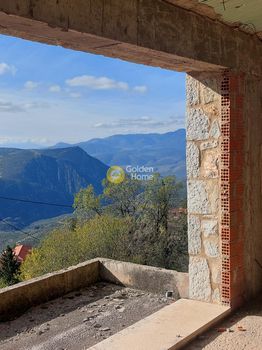 Hotel 1.530sqm for sale-Arachova » Arachova