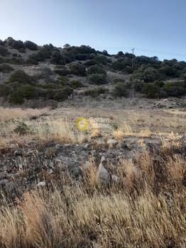 Land plot 2.212sqm for sale-North Kinouria » Mesorrachi