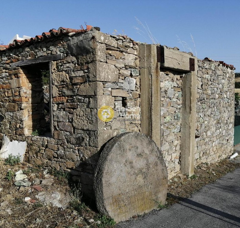Επιχειρηματικό κτίριο 120 τ.μ. προς πώληση, Τσακαίοι