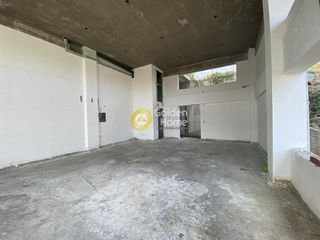 Κατάστημα 118 τ.μ. για ενοικίαση, Εύβοια, Χαλκίδα-thumb-1