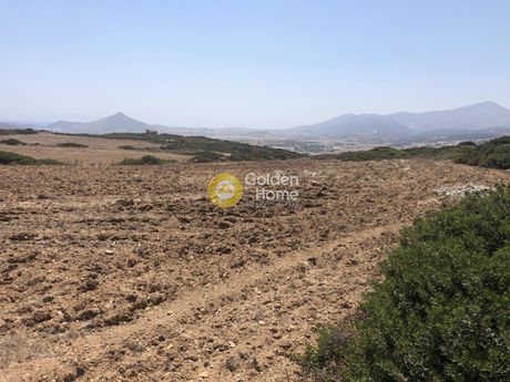 Land plot 8.200sqm for sale-Paros » Isterni