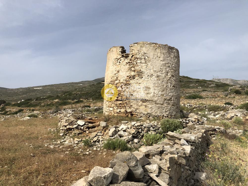Αγροτεμάχια 8.120 τ.μ. προς πώληση, Λεύκες Πάρου