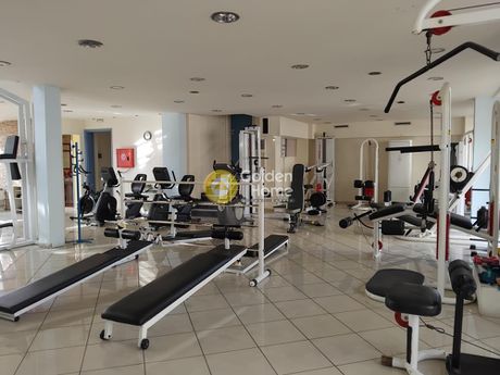 Store 185sqm for rent-Iraklio » Ipirotika