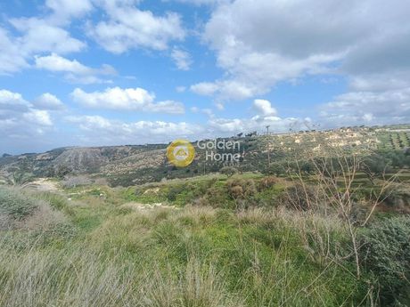 Land plot 2.300sqm for sale-Gouves » Karteros