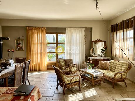 Apartment 120sqm for sale-Elefsina » Center