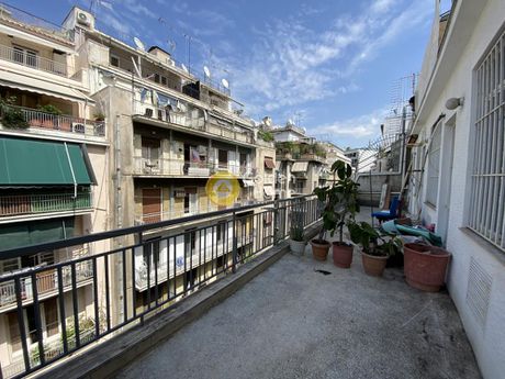 Διαμέρισμα 20τ.μ. για πώληση-Κέντρο » Πλατεία βάθης