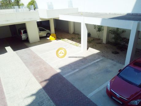 Parking 1.000τ.μ. για πώληση-Σεπόλια - σκουζέ » Σεπόλια