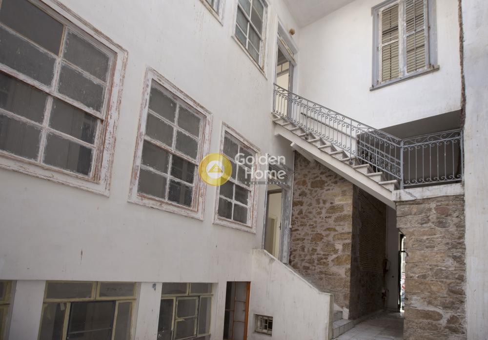 Επιχειρηματικό κτίριο 324 τ.μ. προς πώληση, Αγ. Μελετίου - Πλ. Βικτωρίας - Μάρνη