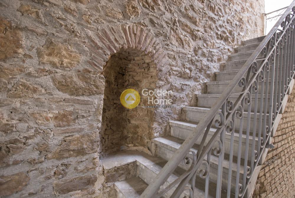 Επιχειρηματικό κτίριο 324 τ.μ. προς πώληση, Αγ. Μελετίου - Πλ. Βικτωρίας - Μάρνη