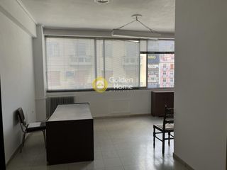 Γραφείο 25 τ.μ. προς πώληση, Πολυτεχνείο-thumb-2