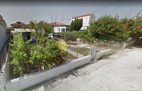 Land plot 275sqm for sale-Trikala » Center