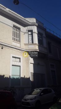 Business bulding 500sqm for sale-Kentro » Plateia Vathis