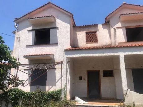 Maisonette 281sqm for sale-Ipati » Center