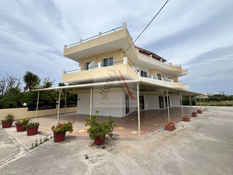 Κτίριο 388τ.μ. για πώληση-Ρόδος » Πεταλούδες