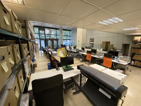 Office 584sqm for rent-Kentro » Plateia Vathis