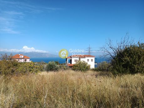 Land plot 600sqm for sale-Kalamos » Centre