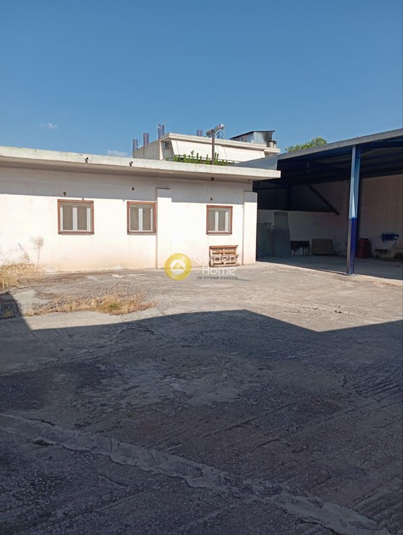 Επιχειρηματικό κτίριο 900 τ.μ. για πώληση, Φωκίδα, Ιτέα