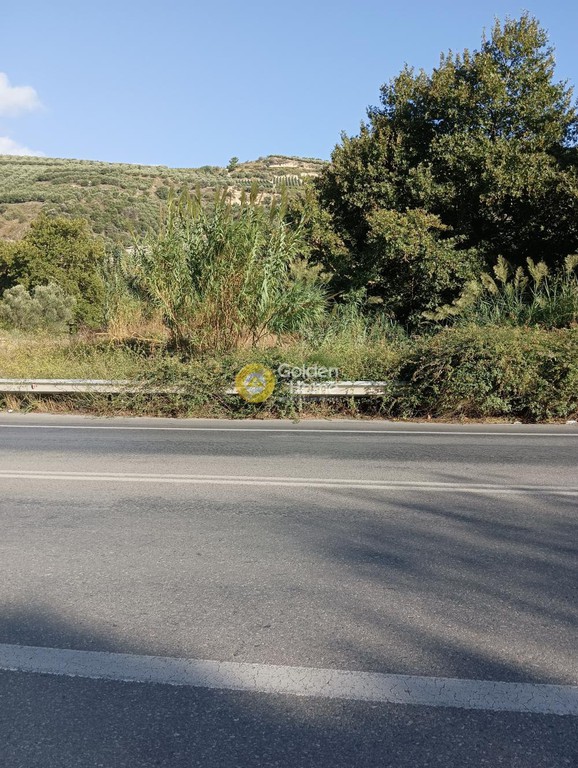 Οικόπεδο 1.700 τ.μ. προς πώληση, Σταυράκια