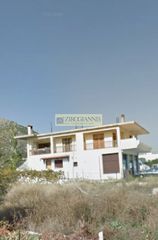 Συγκρότημα διαμερισμάτων 592 τ.μ. για πώληση