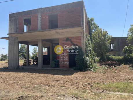 Building 240 sqm for sale