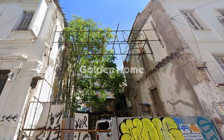 Οικόπεδο 122τ.μ. για πώληση-Κέντρο » Πλατεία κουμουνδούρου