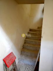 Store 200 sqm for sale