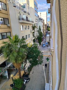 Γραφείο 20τ.μ. για πώληση-Κέντρο » Πλατεία κάνιγγος