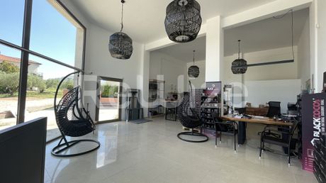 Κατάστημα 130τ.μ. για πώληση-Θέρμη » Κέντρο θέρμης