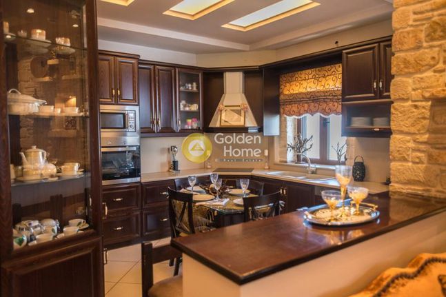 Συγκρότημα διαμερισμάτων 870 τ.μ. για πώληση, Ν. Ηρακλείου, Μοίρες