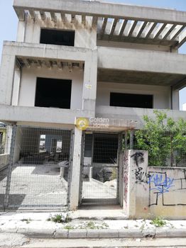 Building 465 sqm for sale