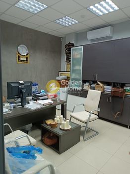 Store 800 sqm for rent