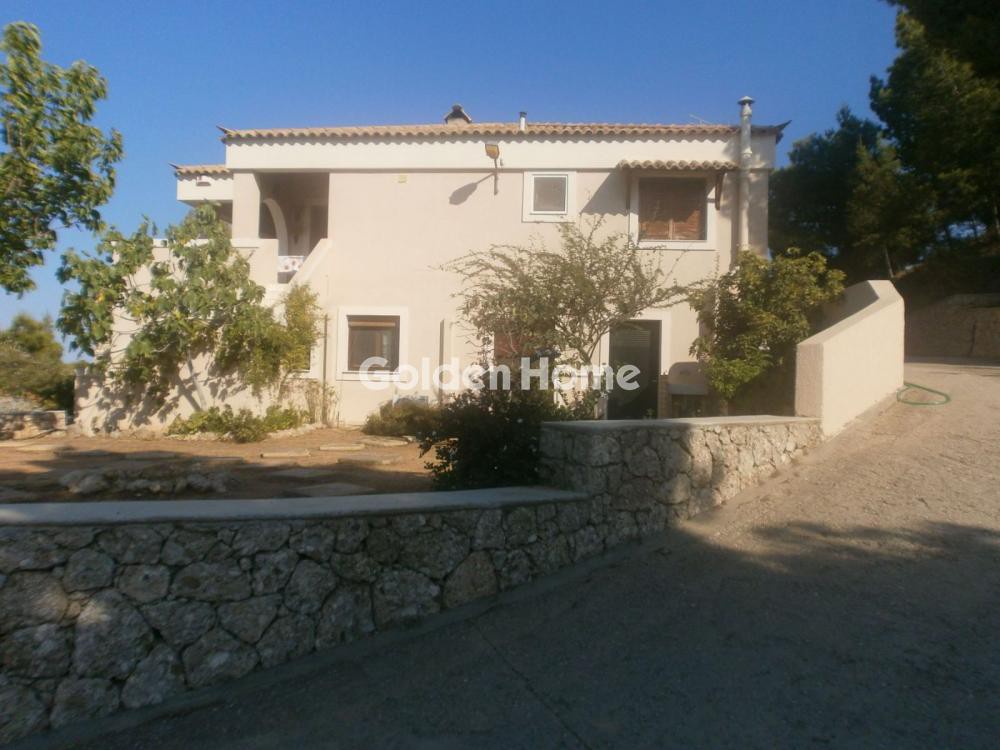 Μονοκατοικία 210 τ.μ. προς πώληση, Πετροθάλασσα