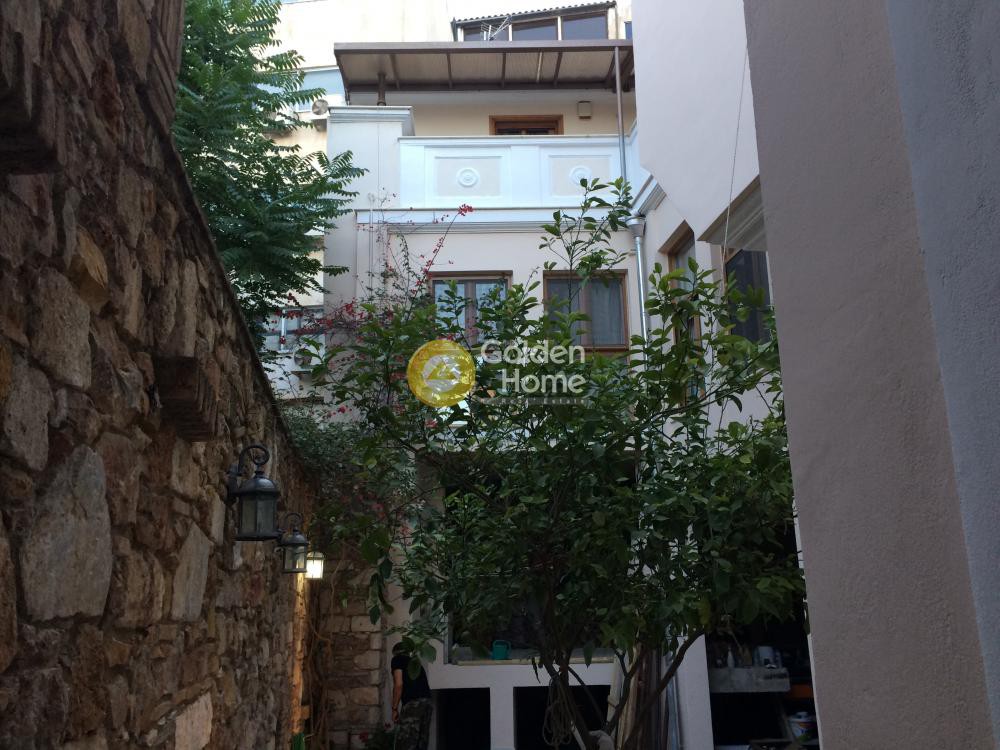 Επιχειρηματικό κτίριο 300 τ.μ. προς πώληση, Πλατεία Κουμουνδούρου
