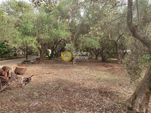 Land plot 2.260 sqm for sale, Athens - North, Krioneri