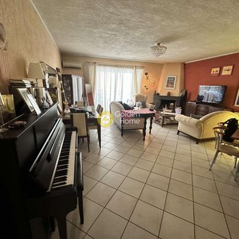 Apartment 104 sqm for sale