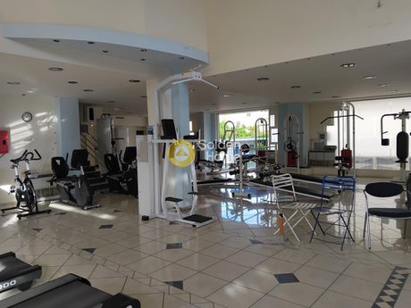 Business bulding 688sqm for sale-Iraklio » Ipirotika