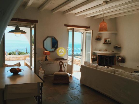Maisonette 100 sqm for rent, Cyclades, Paros