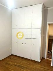 Διαμέρισμα 55 τ.μ. για πώληση, Πειραιάς, Αγία Σοφία-thumb-5
